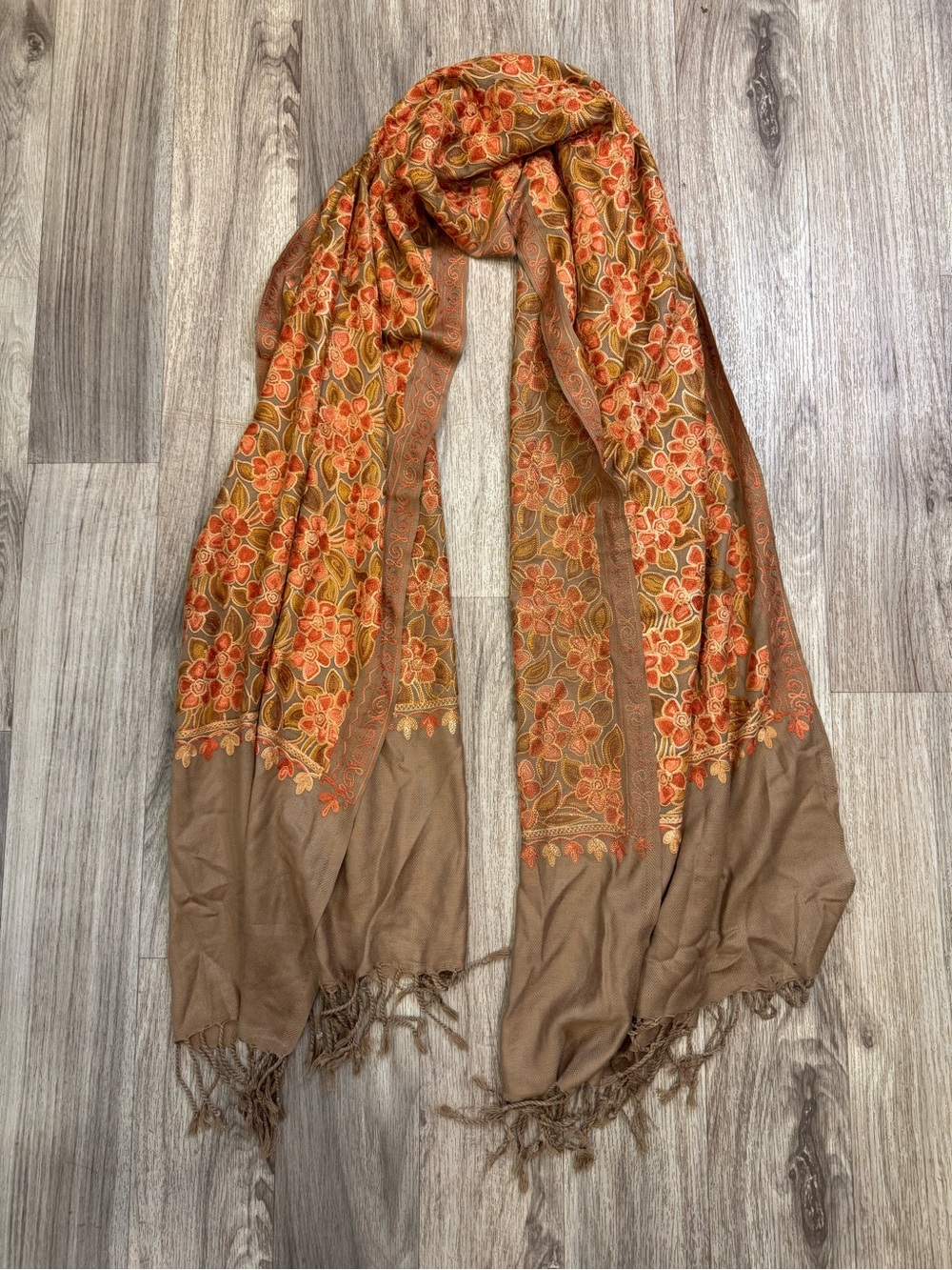 Kashmiri 100% Pure Snow Wool Shawl Scarf Embroidered Floral Fringe India